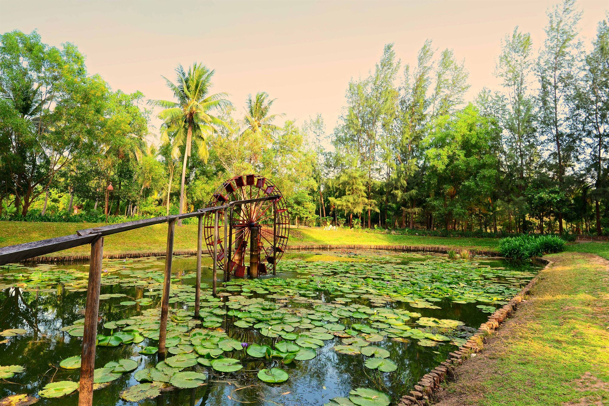 Nataya Round House Coral Bay Resort Kampot Eksteriør billede